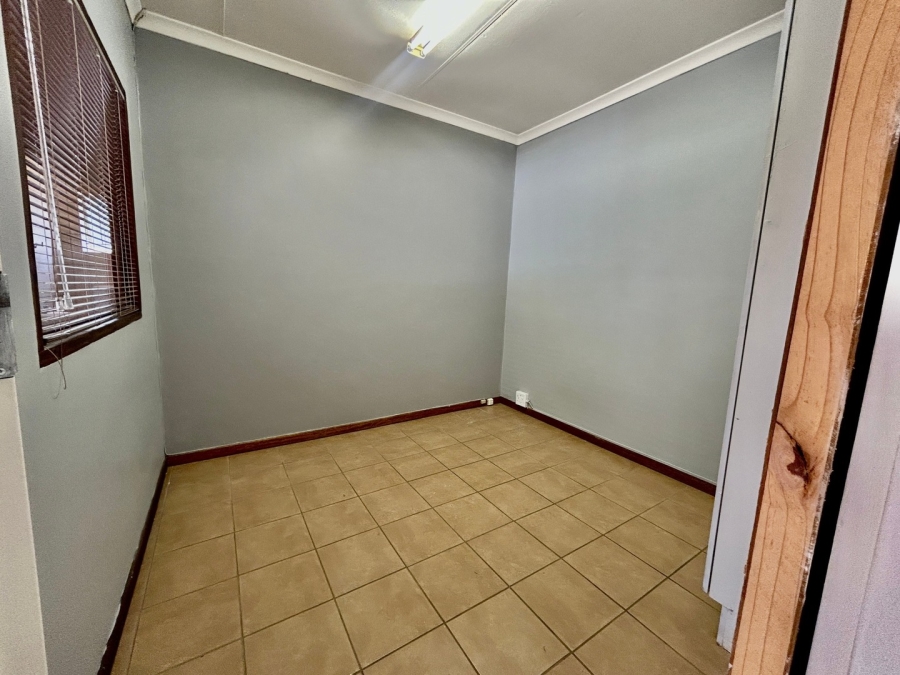 To Let 2 Bedroom Property for Rent in Safari Gardens North West